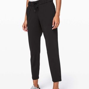 Lululemon On the Fly 7/8 Pant in Black